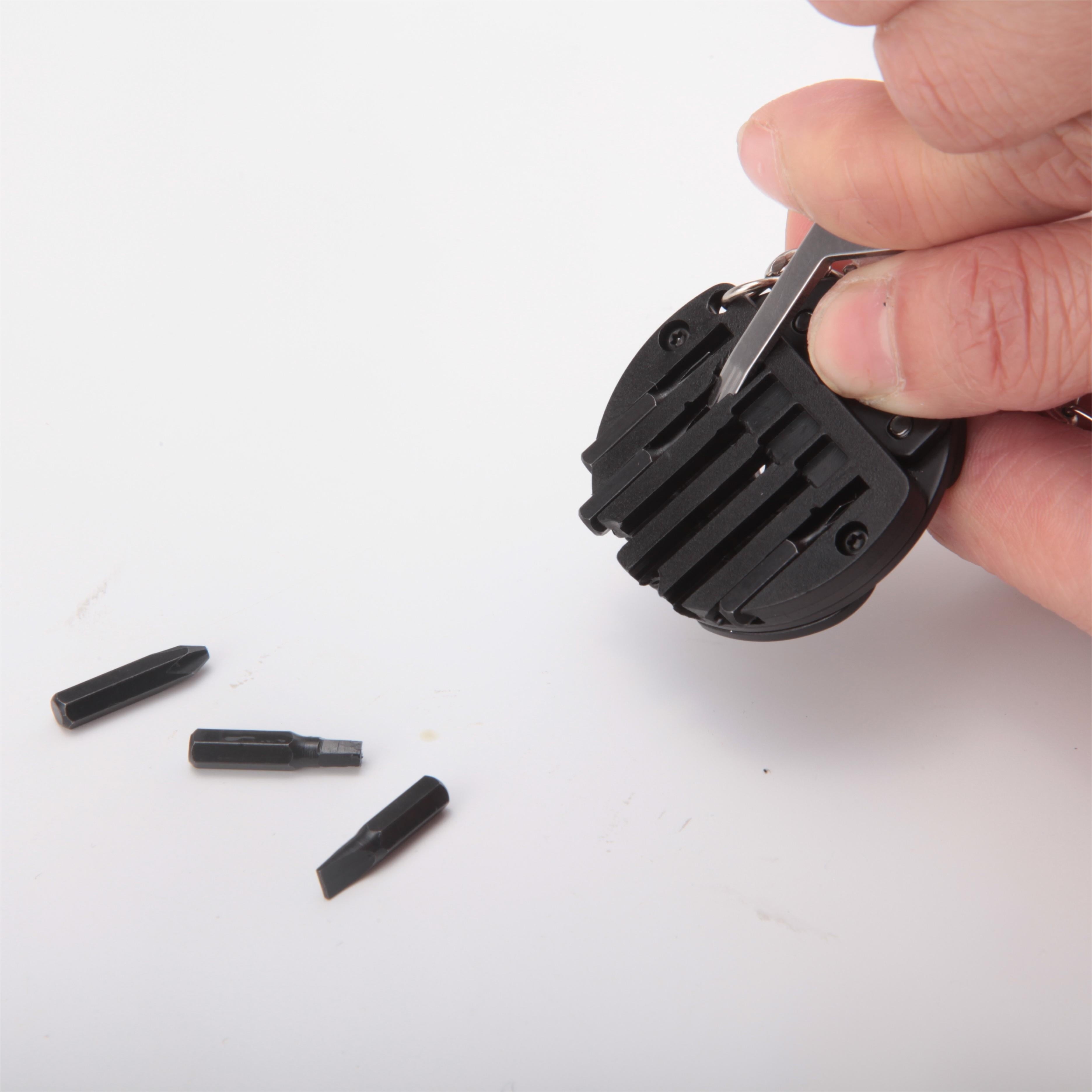 Mini EDC Multi-Tool Knife 7-in-1 Keychain for Home Repair & Outdoor